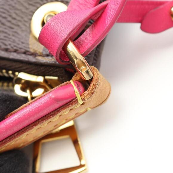LOUIS VUITTON Brown Monogram Leather Shoulder Bag - Picture 11 of 11